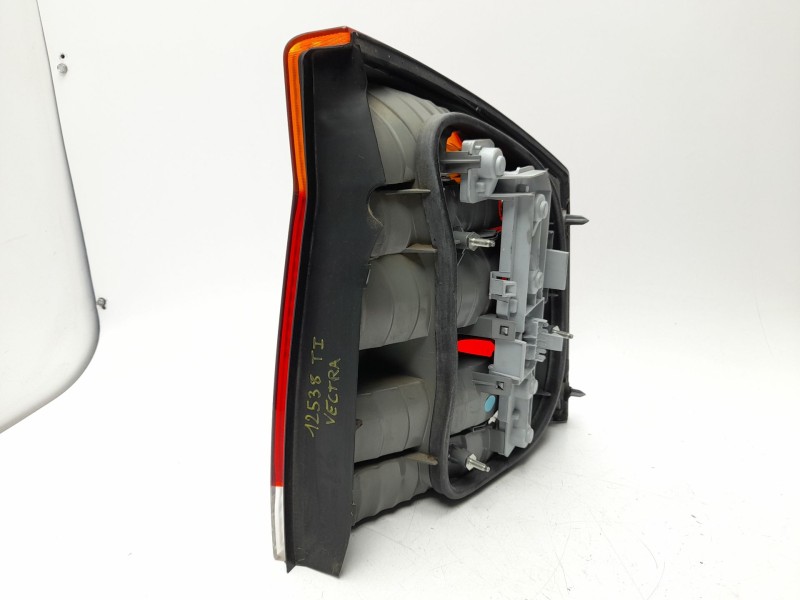 Recambio de piloto trasero izquierdo para opel vectra c (z02) 2.2 dti 16v (f69) referencia OEM IAM 122690  103F16261751/16532431