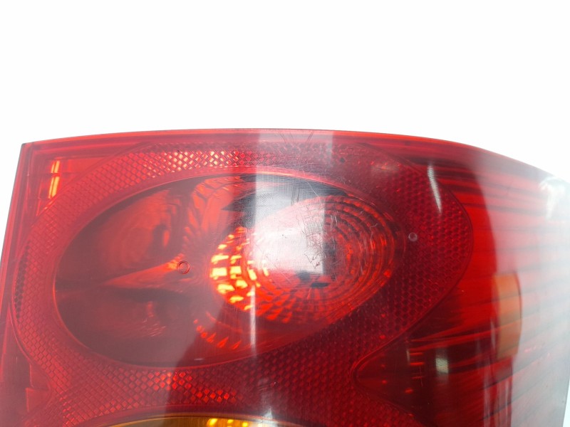 Recambio de piloto trasero derecho para peugeot 1007 (km_) 1.4 hdi referencia OEM IAM 6351V5  103F17250770/16547032/5390502/PG22