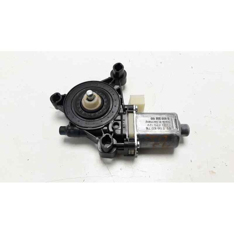 Recambio de motor elevalunas delantero derecho para audi a3 sedán(8vs) attraction referencia OEM IAM 5Q0959802B 0130822716 