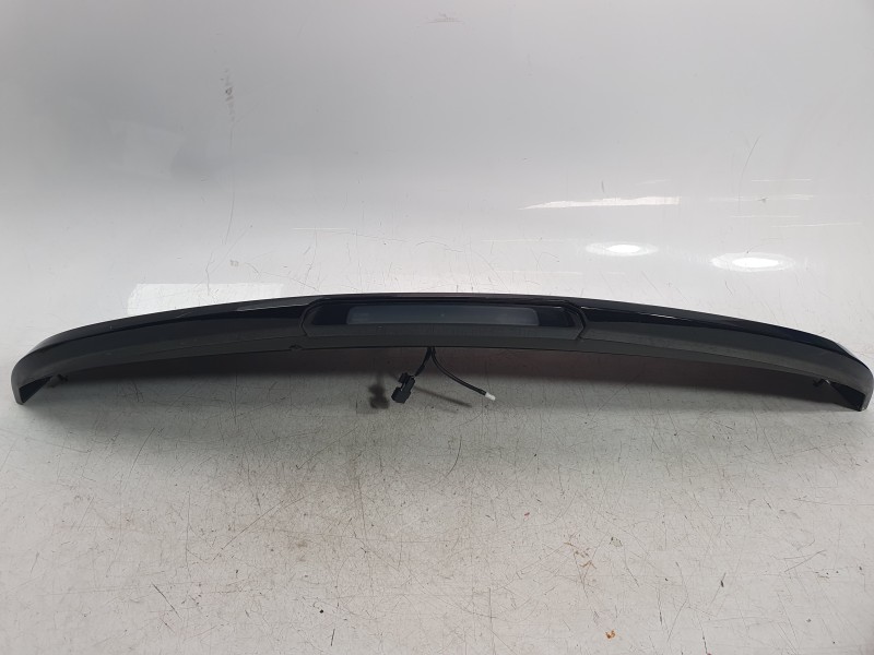 Recambio de aleron trasero para opel crossland x / crossland (p17, p2qo) 1.2 (75) referencia OEM IAM   