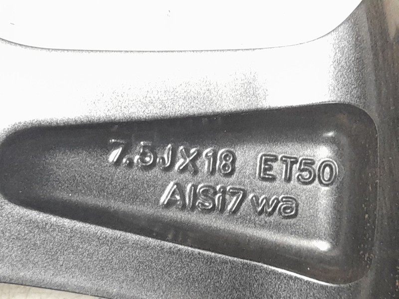 Recambio de llanta para ford kuga iii referencia OEM IAM 2718981  