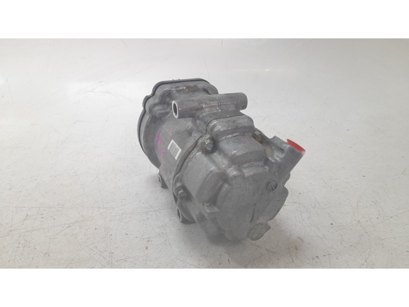 Recambio de alternador para toyota rav4 hybrid 4x2 advance referencia OEM IAM 0424001101  