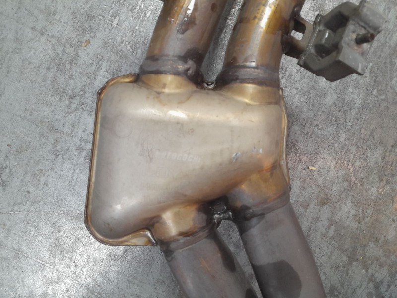 Recambio de tubo escape trasero para bmw z4 roadster (e89) sdrive 23 i referencia OEM IAM   