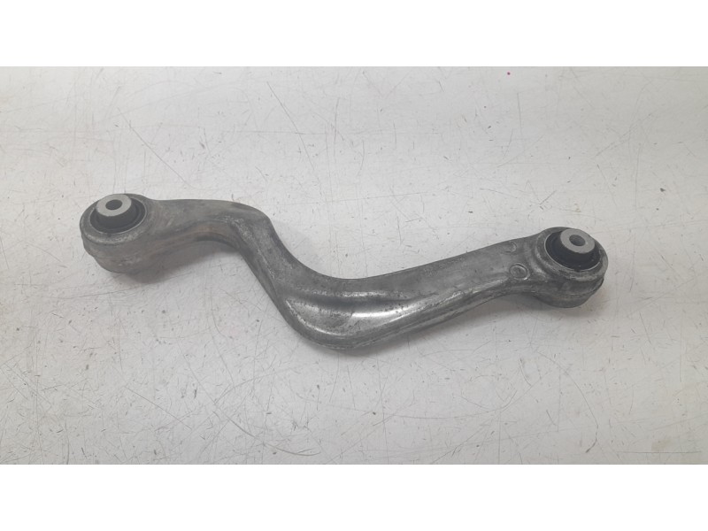 Recambio de brazo suspension superior trasero izquierdo para land rover discovery sport (l550) 2.0 d 4x4 referencia OEM IAM FK72