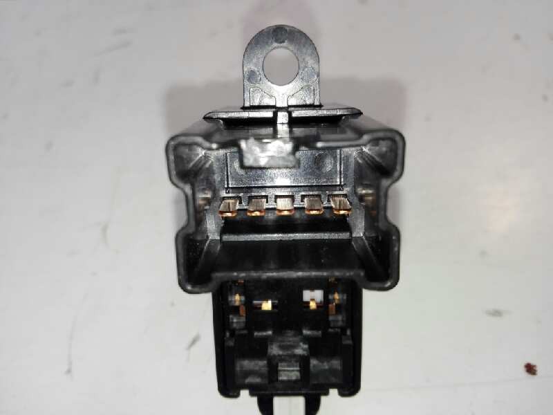 Recambio de mando elevalunas trasero derecho para nissan juke (f15) acenta referencia OEM IAM 254111KL5A NIS19861 