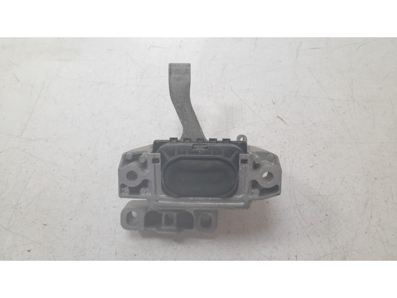 Recambio de soporte motor derecho para volkswagen passat variant (cb5) r-line referencia OEM IAM 5WA199262H  ZPSAU025