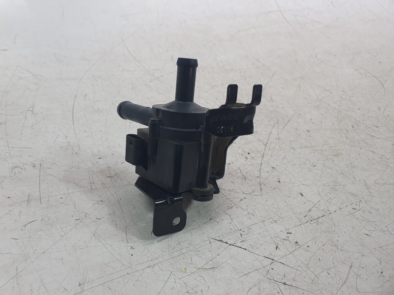 Recambio de bomba agua para ford ecosport 1.0 ecoboost referencia OEM IAM GN118K577AA  