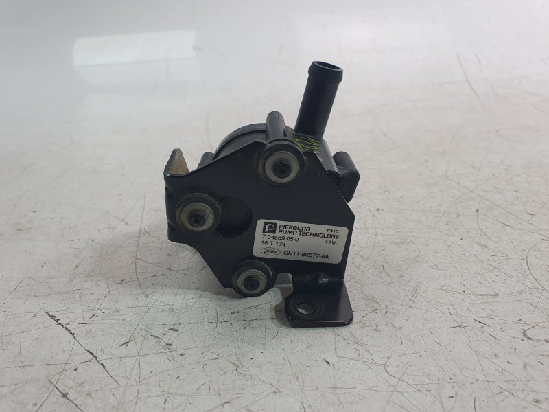 Recambio de bomba agua para ford ecosport 1.0 ecoboost referencia OEM IAM GN118K577AA  
