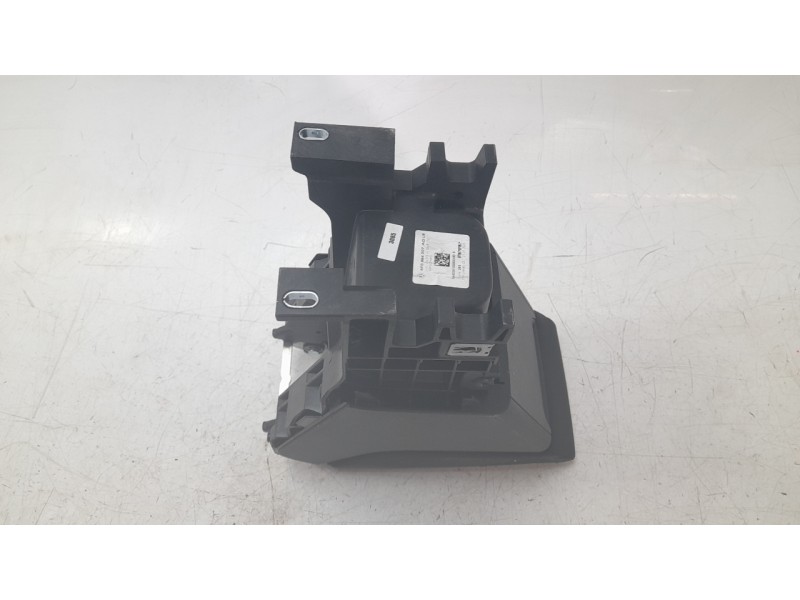 Recambio de apoyabrazos central para volkswagen taigo (cs1) 1.0 tsi referencia OEM IAM 2G0864207A  