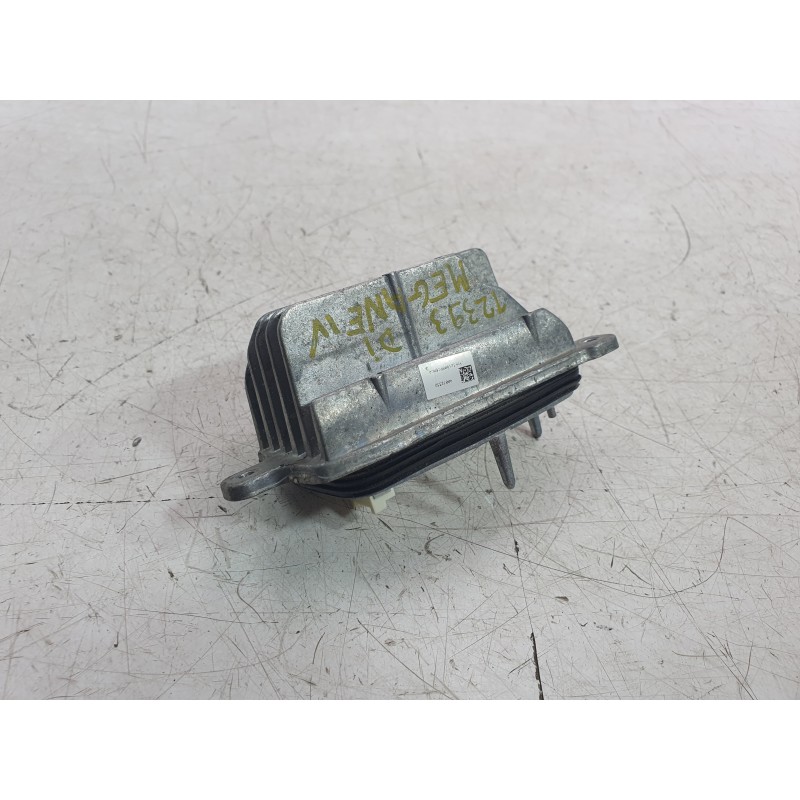 Recambio de modulo electronico para renault megane iv hatchback (b9a/m/n_) 1.5 blue dci 115 (b9a6) referencia OEM IAM 90049602  