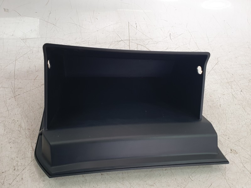 Recambio de guantera para mg zs 1.5 hybrid+ referencia OEM IAM 11406946  