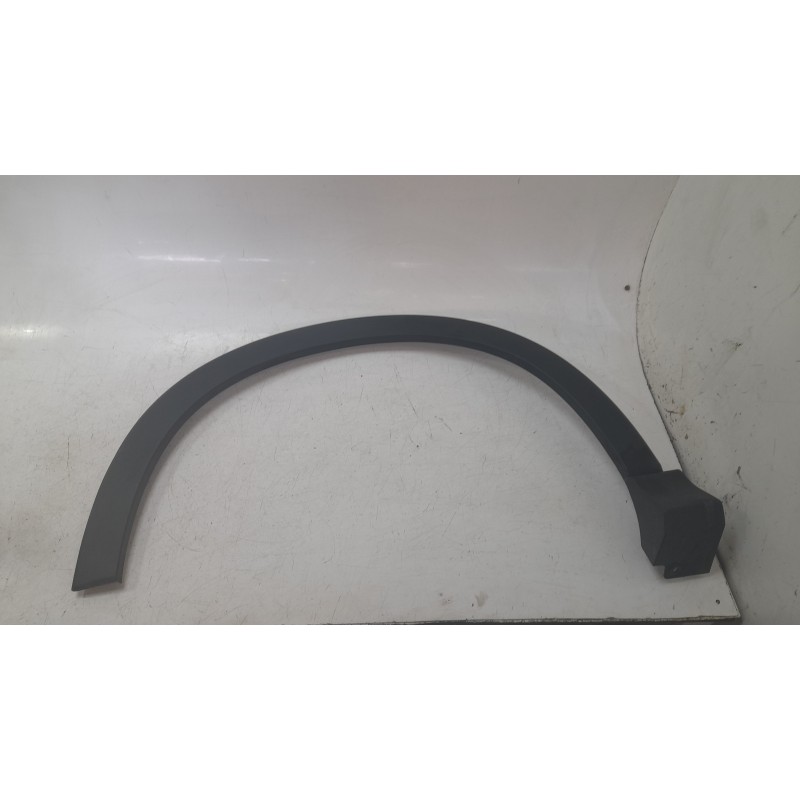 Recambio de aletin delantero izquierdo para byd seal u 1.5 plug-in hybrid awd referencia OEM IAM SA3HK5302411  