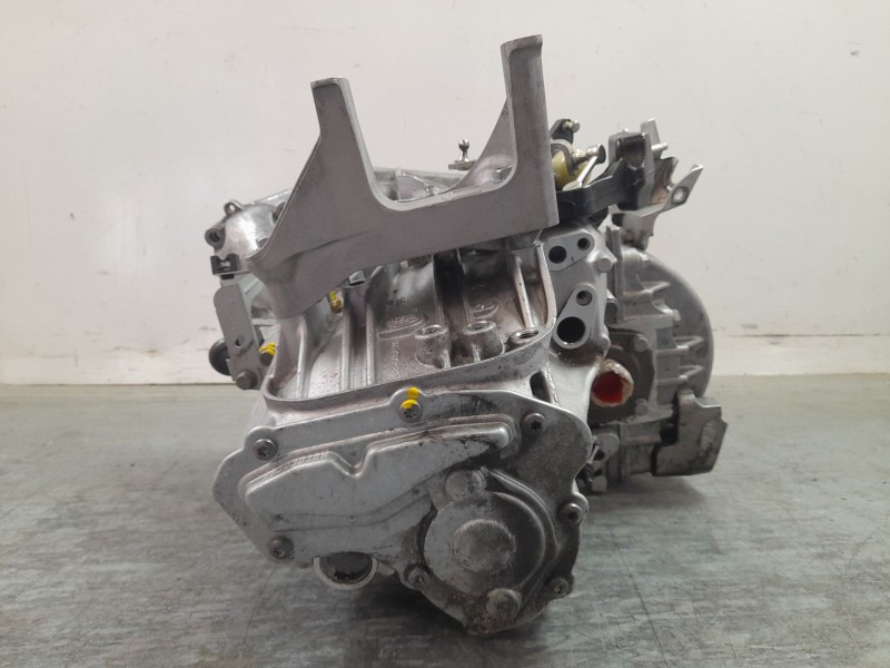 Recambio de caja cambios para citroën c5 iii (rd_) 2.0 hdi 140 referencia OEM IAM 20MB25  