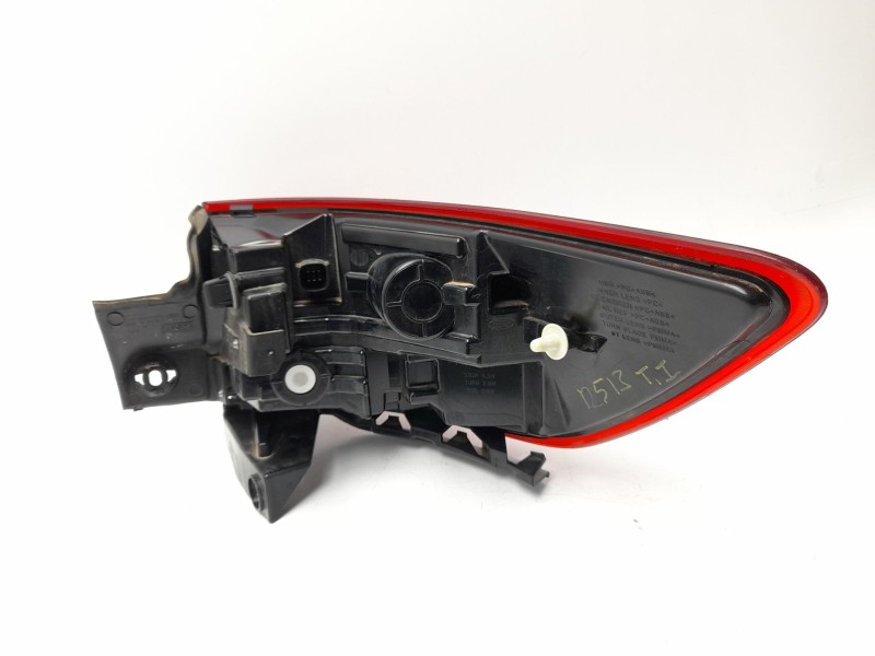 Recambio de piloto trasero izquierdo para ford kuga iii referencia OEM IAM PV4B13405AE  