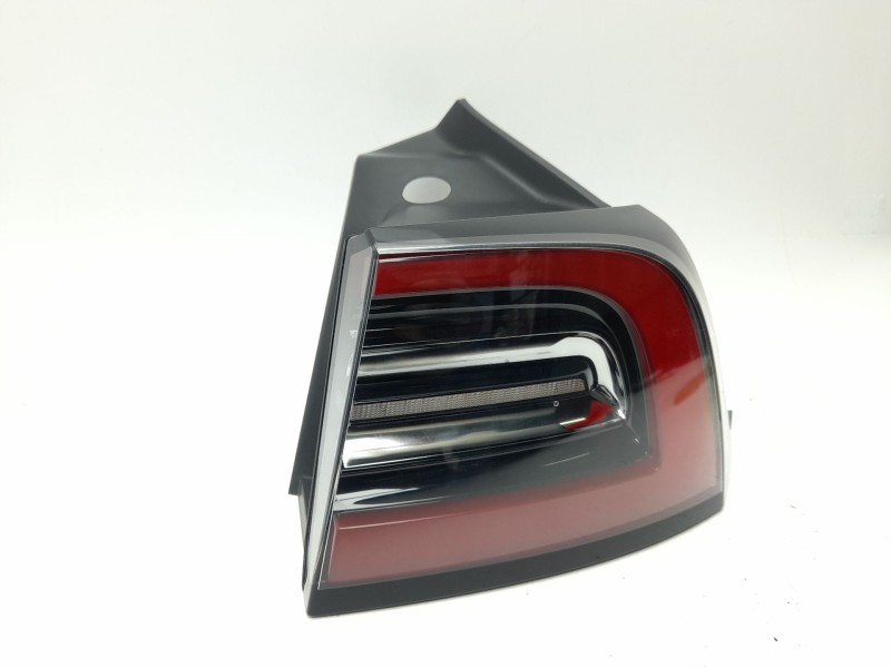 Recambio de piloto trasero derecho para tesla model 3 ev referencia OEM IAM 107740000C  1102SD015341941/
