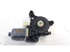 MOTOR ELEVALUNAS DELANTERO DERECHO 5Q0959801B 5Q0959801B 0130822717