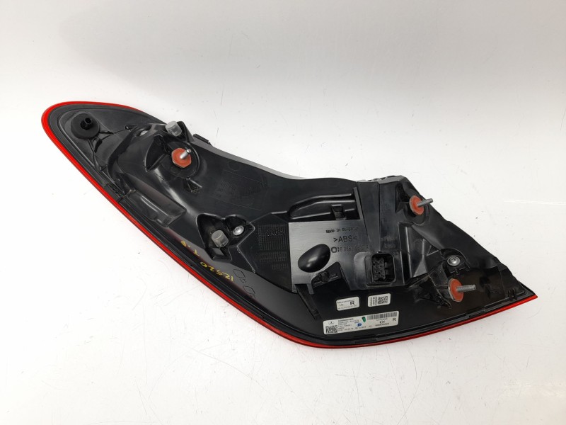 Recambio de piloto trasero derecho para mercedes-benz clase c (w206) c 200 d (206.003) referencia OEM IAM A2069063400  103F14530