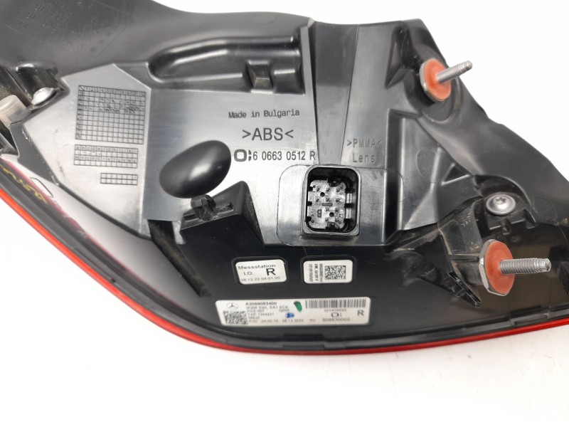 Recambio de piloto trasero derecho para mercedes-benz clase c (w206) c 200 d (206.003) referencia OEM IAM A2069063400  103F14530