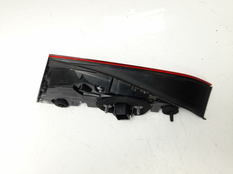 Recambio de piloto trasero izquierdo interior para mercedes-benz clase c (w206) c 200 d (206.003) referencia OEM IAM A2069063900