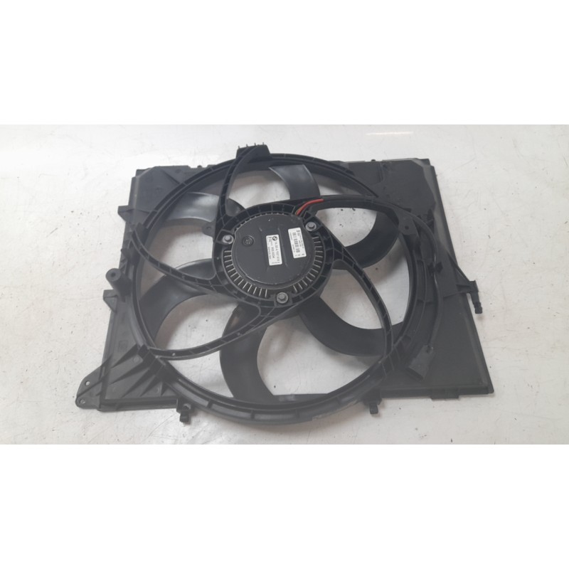 Recambio de electroventilador para bmw z4 roadster (e89) sdrive 23 i referencia OEM IAM 17117590699  102GA200853/EVF620057HQ/472