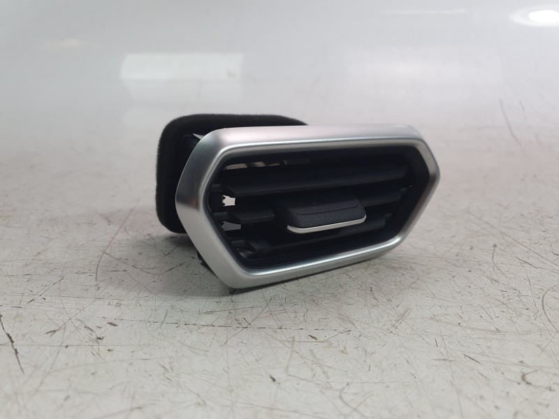 Recambio de aireador central izquierdo para mg zs 1.5 hybrid+ referencia OEM IAM 11406949  