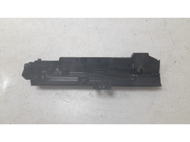 Recambio de soporte radiador para bmw z4 roadster (e89) sdrive 23 i referencia OEM IAM 17107524914  