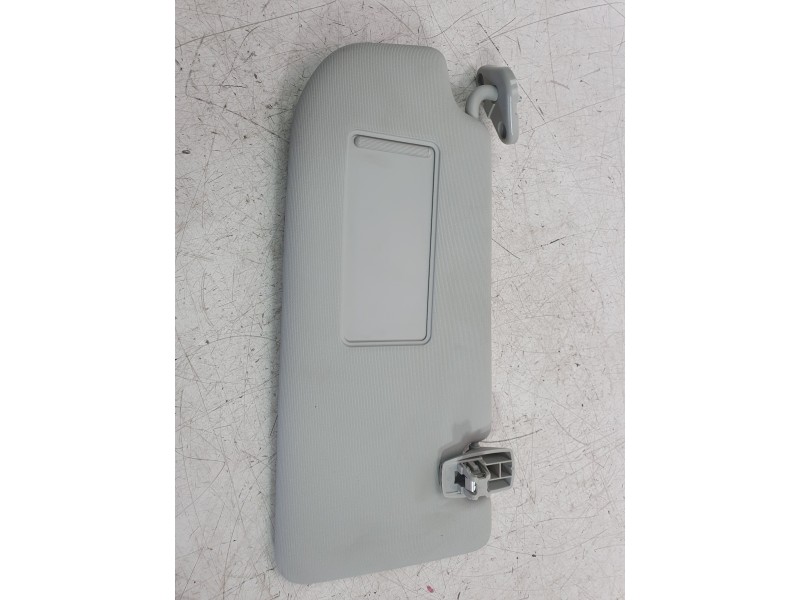 Recambio de parasol izquierdo para mg zs 1.5 hybrid+ referencia OEM IAM 11731262  