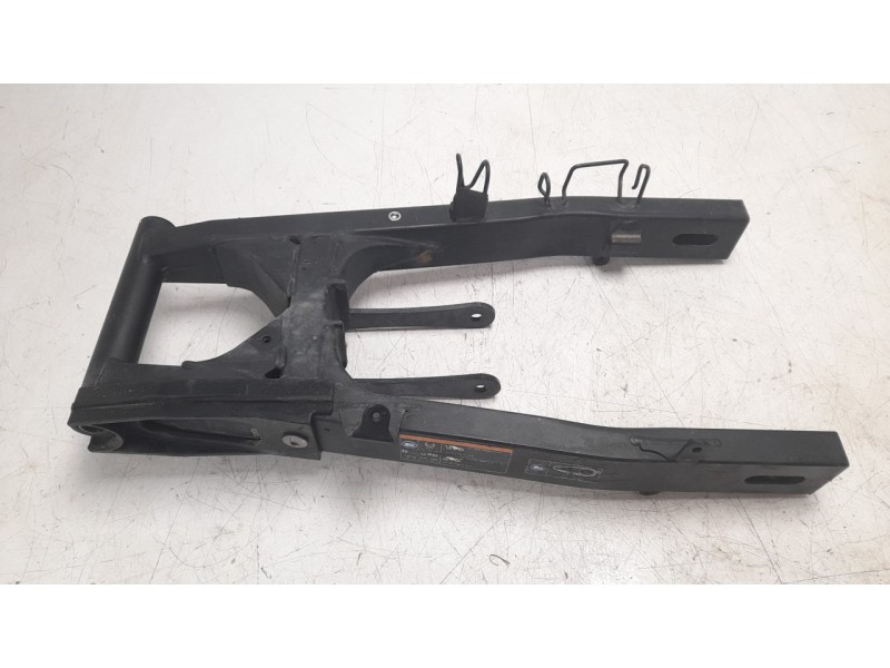 Recambio de basculante para kawasaki z 300 referencia OEM IAM 33001063418R  