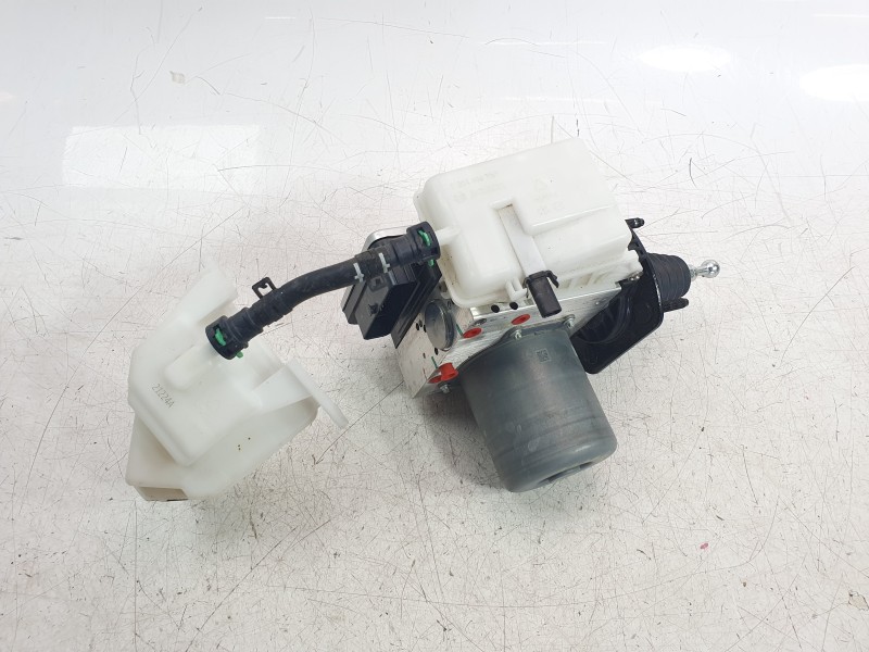 Recambio de bomba freno para mg zs 1.5 hybrid+ referencia OEM IAM 11595160  