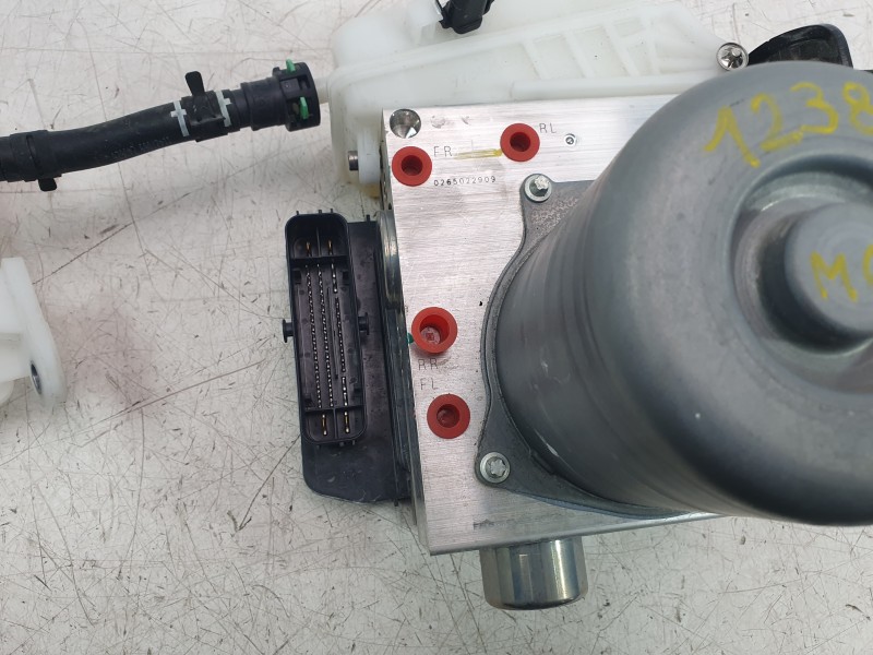 Recambio de bomba freno para mg zs 1.5 hybrid+ referencia OEM IAM 11595160  