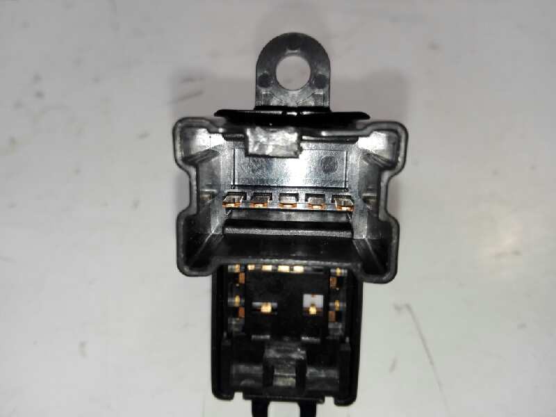 Recambio de mando elevalunas trasero izquierdo para nissan juke (f15) acenta referencia OEM IAM 254111KL5A NIS19861 