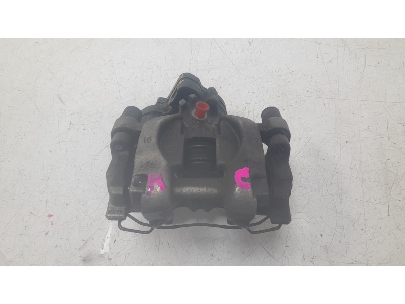 Recambio de pinza de freno trasera derecha para volkswagen passat variant (cb5) r-line referencia OEM IAM 3Q0615406AE  