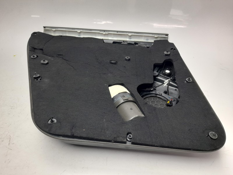 Recambio de guarnecido puerta trasera derecha para audi q7 (4l) 3.0 tdi referencia OEM IAM 4L0867304AA  
