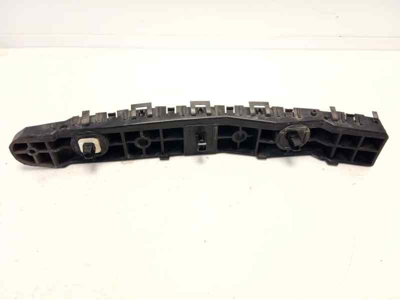 Recambio de molduras traseras para nissan juke (f15) acenta referencia OEM IAM 85228BV80A  