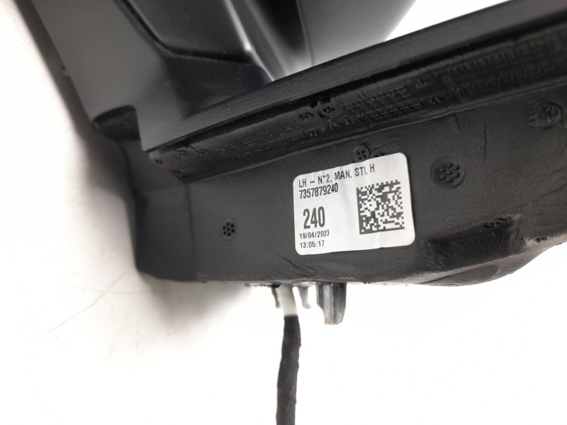 Recambio de retrovisor izquierdo para jeep avenger referencia OEM IAM 7357879240  FT0217324
