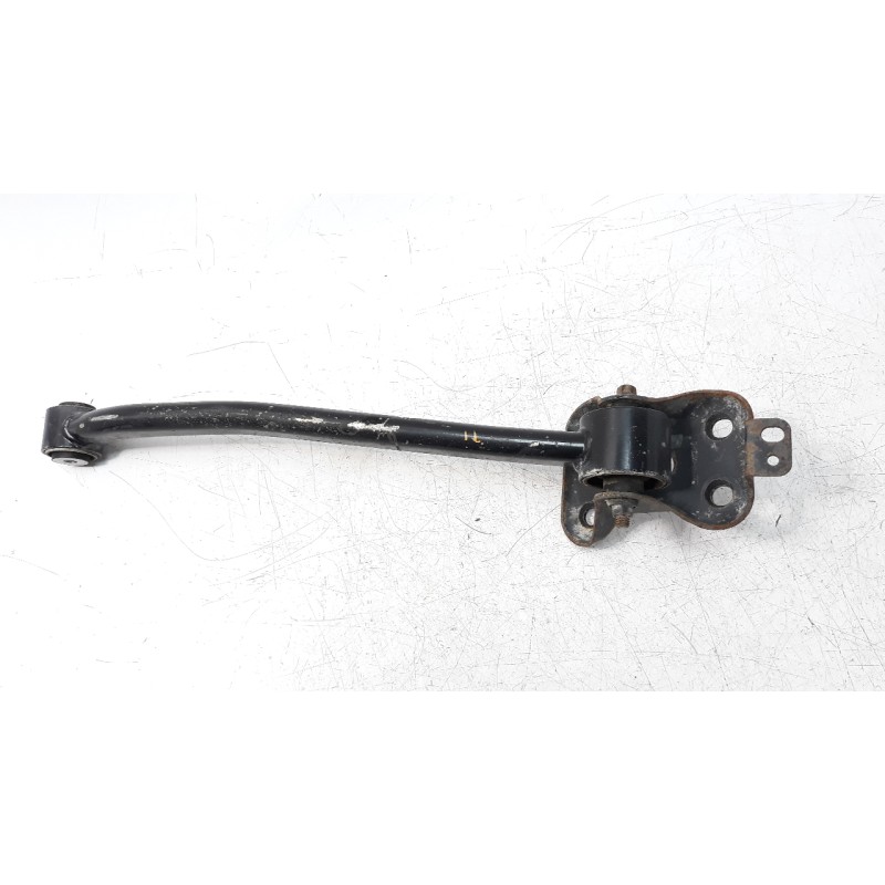 Recambio de brazo suspension inferior trasero izquierdo para jeep compass ii 2.0 m-jet cat referencia OEM IAM P68309202AA  