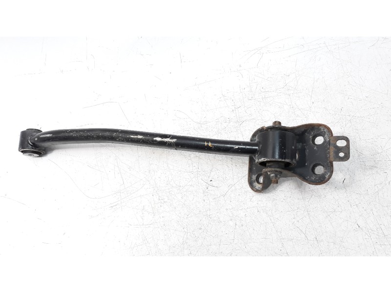Recambio de brazo suspension inferior trasero izquierdo para jeep compass ii 2.0 m-jet cat referencia OEM IAM P68309202AA  