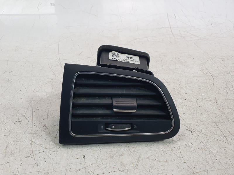 Recambio de aireador izquierdo para renault megane iv hatchback (b9a/m/n_) 1.5 blue dci 115 (b9a6) referencia OEM IAM 687616296R