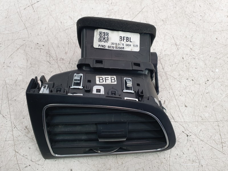 Recambio de aireador izquierdo para renault megane iv hatchback (b9a/m/n_) 1.5 blue dci 115 (b9a6) referencia OEM IAM 687616296R