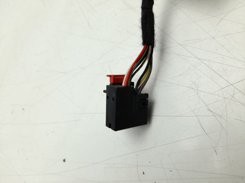 Recambio de retrovisor izquierdo para skoda octavia iv (nx3, nn3, pv3) 2.0 tdi referencia OEM IAM 5E3857537F7C  