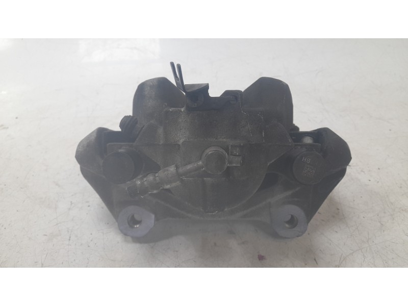 Recambio de pinza de freno delantera izquierda para land rover discovery sport (l550) 2.0 d 4x4 referencia OEM IAM FK722B302AA  