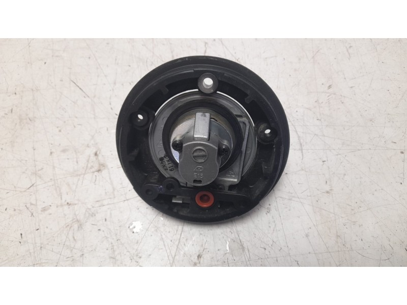 Recambio de tapon combustible para yamaha xsr 700 referencia OEM IAM 1WS246020000  