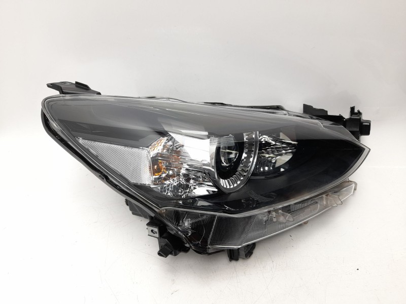 Recambio de faro derecho para mazda 2 hatchback (dl, dj) 1.5 skyactiv-g referencia OEM IAM DB5J510K0A  