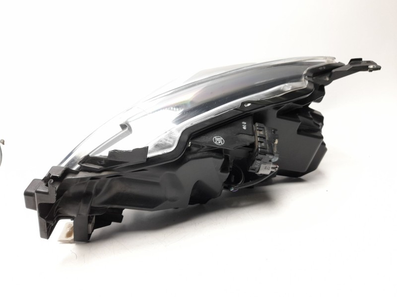 Recambio de faro derecho para mazda 2 hatchback (dl, dj) 1.5 skyactiv-g referencia OEM IAM DB5J510K0A  