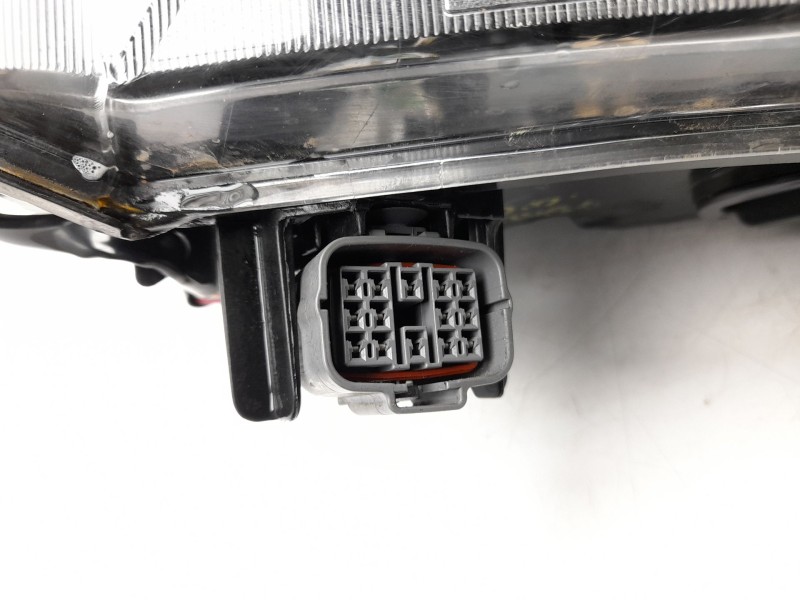 Recambio de faro derecho para mazda 2 hatchback (dl, dj) 1.5 skyactiv-g referencia OEM IAM DB5J510K0A  