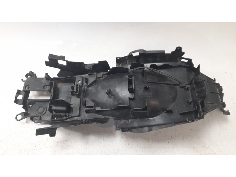 Recambio de guardabarros trasero para honda cb 500 xa referencia OEM IAM 80105MKPJ300 80104MKPJ80 
