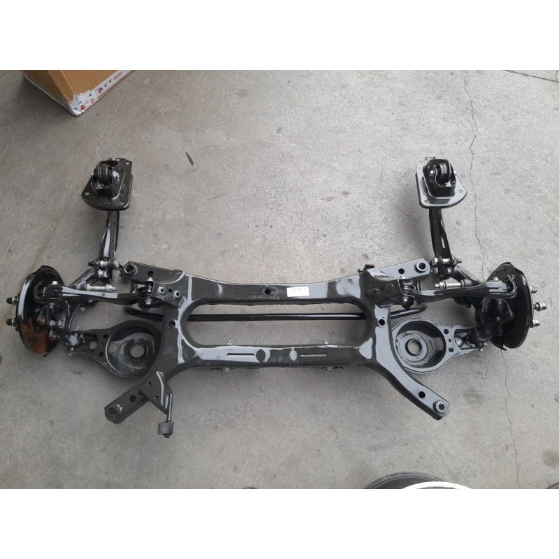 Recambio de puente trasero para toyota corolla fastback (_e21_) 1.8 hybrid (zwe211) referencia OEM IAM 5120602081  