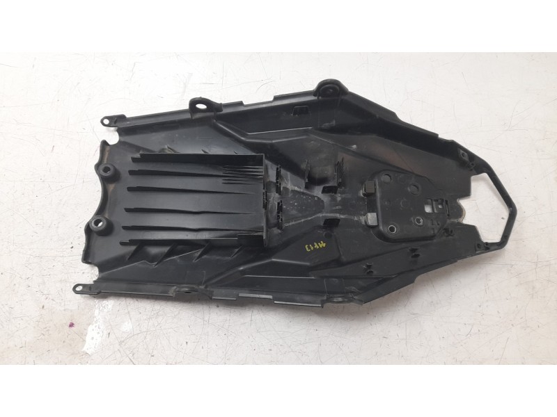 Recambio de guardabarros trasero para zontes motorcycles zt125 -u referencia OEM IAM 1221200046000  