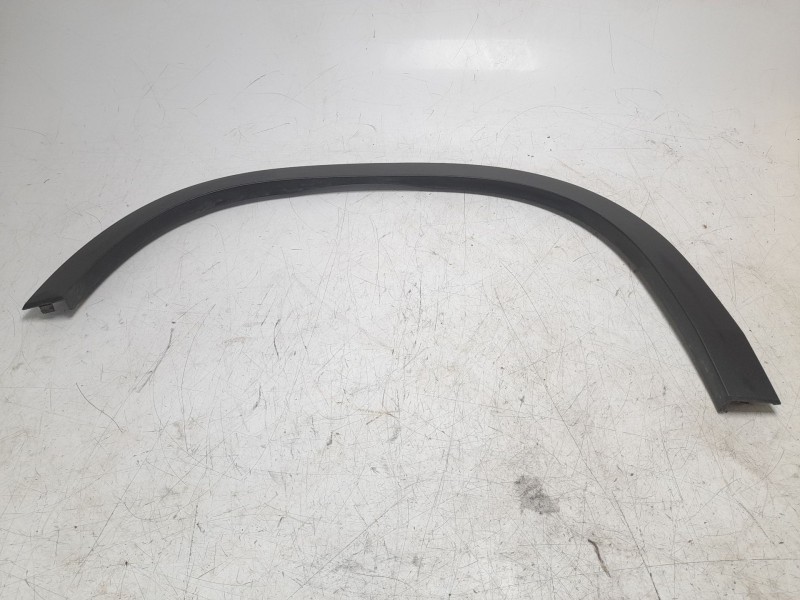 Recambio de aletin delantero izquierdo para jeep avenger referencia OEM IAM 735769639  