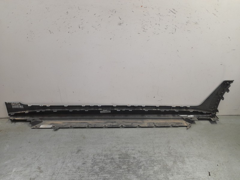 Recambio de estribos laterales para bmw 4 gran coupe (g26) edrive40 referencia OEM IAM 51778737085  